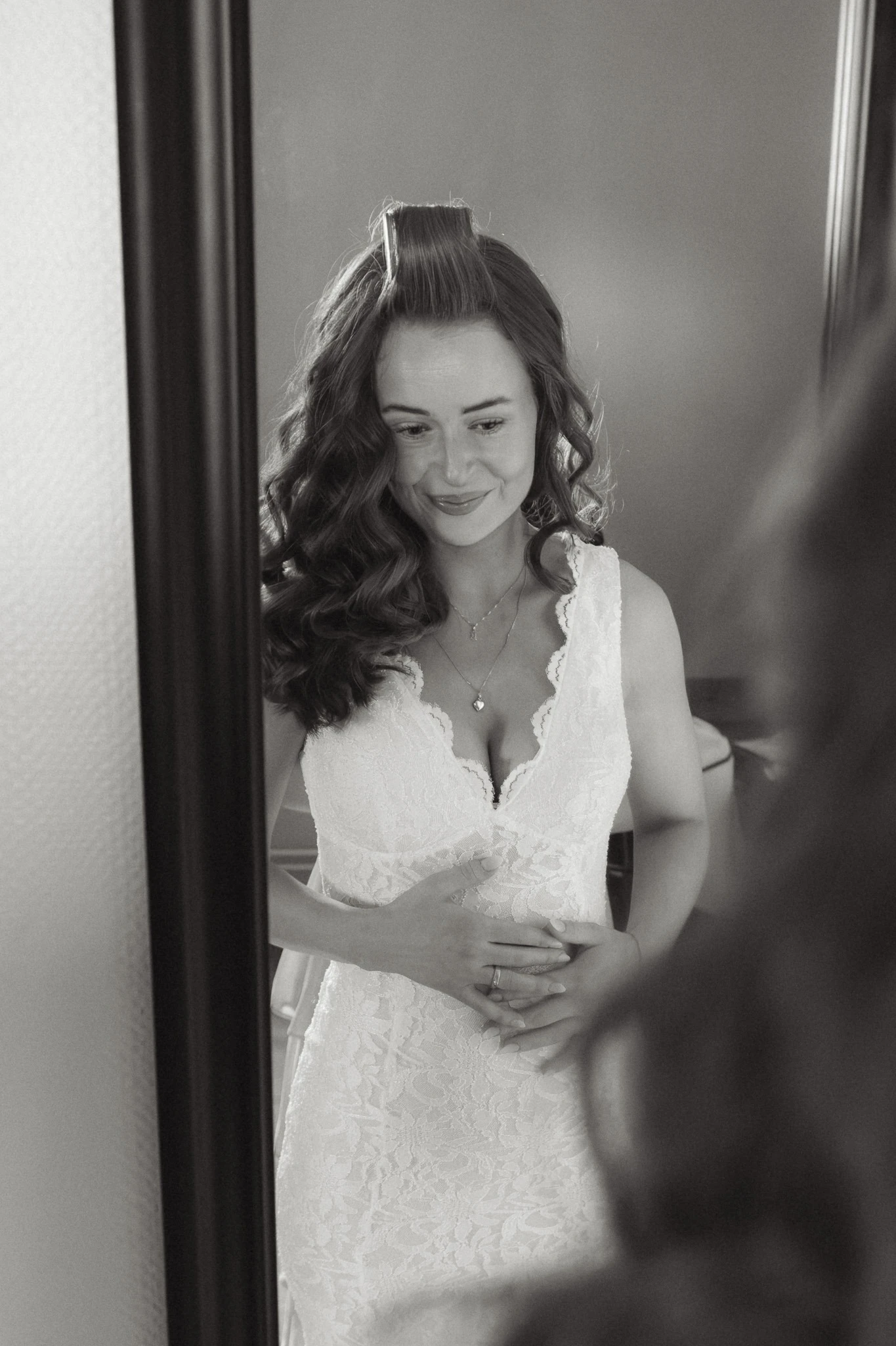 Bride in the mirror